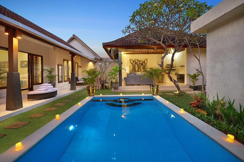Monaco Complex Four Villas